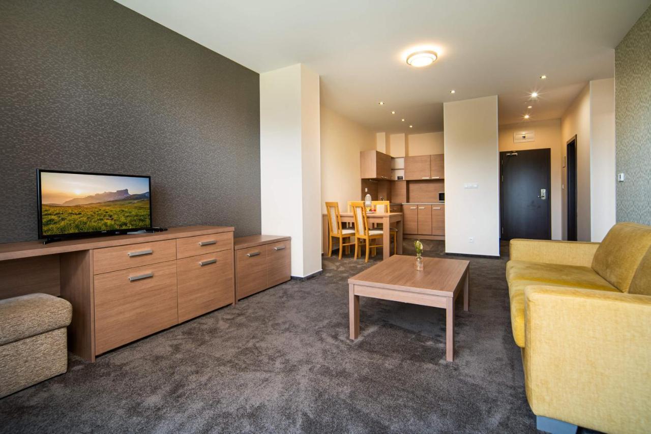 Hotel Panorama Resort Strbske Pleso Ngoại thất bức ảnh