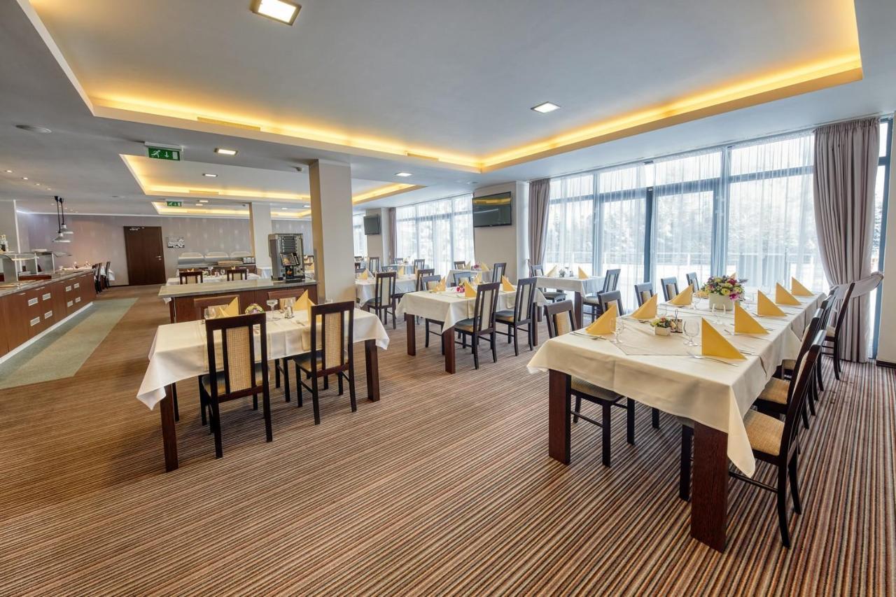 Hotel Panorama Resort Strbske Pleso Ngoại thất bức ảnh