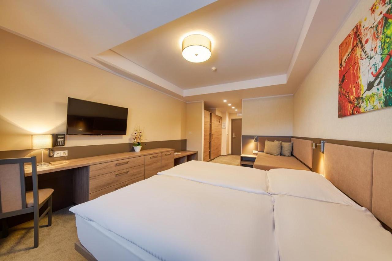 Hotel Panorama Resort Strbske Pleso Ngoại thất bức ảnh