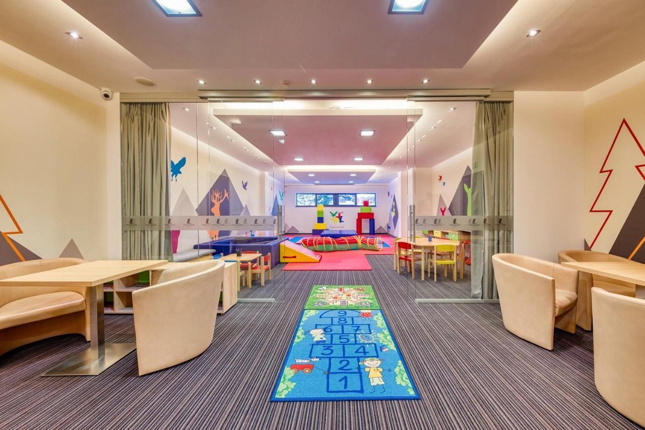 Hotel Panorama Resort Strbske Pleso Ngoại thất bức ảnh